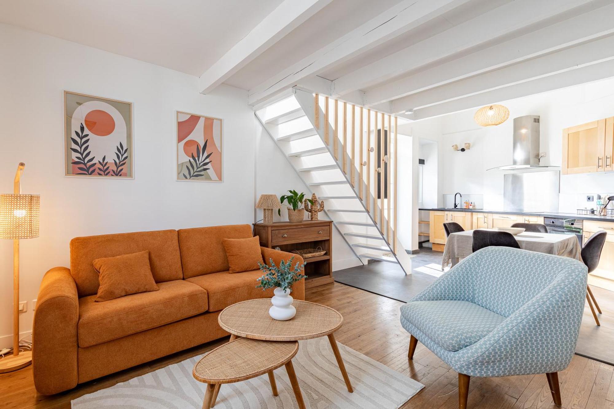 Belle Maison De Ville l'Isle-d'Espagnac Экстерьер фото